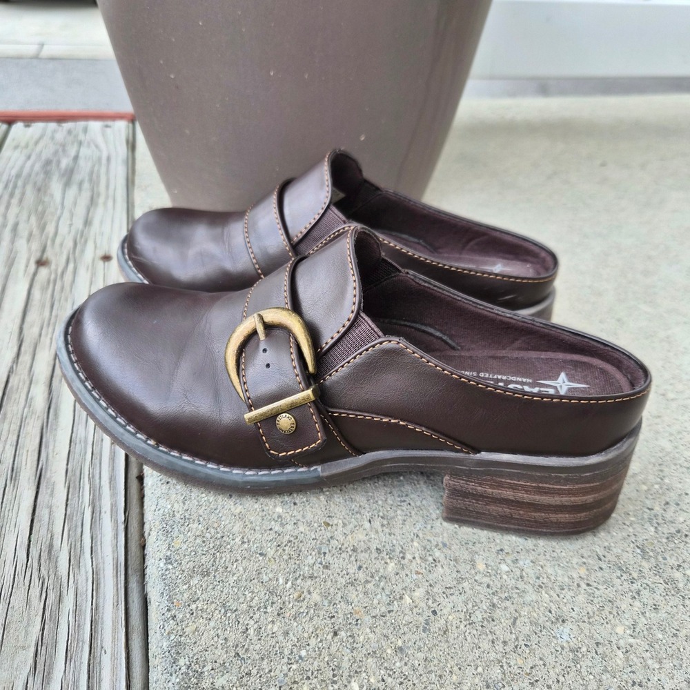 Eastland Erin Brown Buckle Mule Clogs Womens 7M Slip On Block Heel Cottagecore